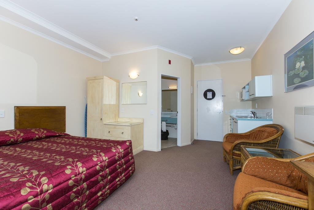 Fernhill Motor Lodge Lower Hutt Bagian luar foto