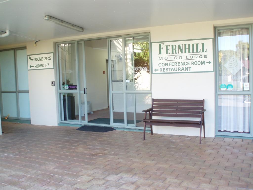 Fernhill Motor Lodge Lower Hutt Bagian luar foto