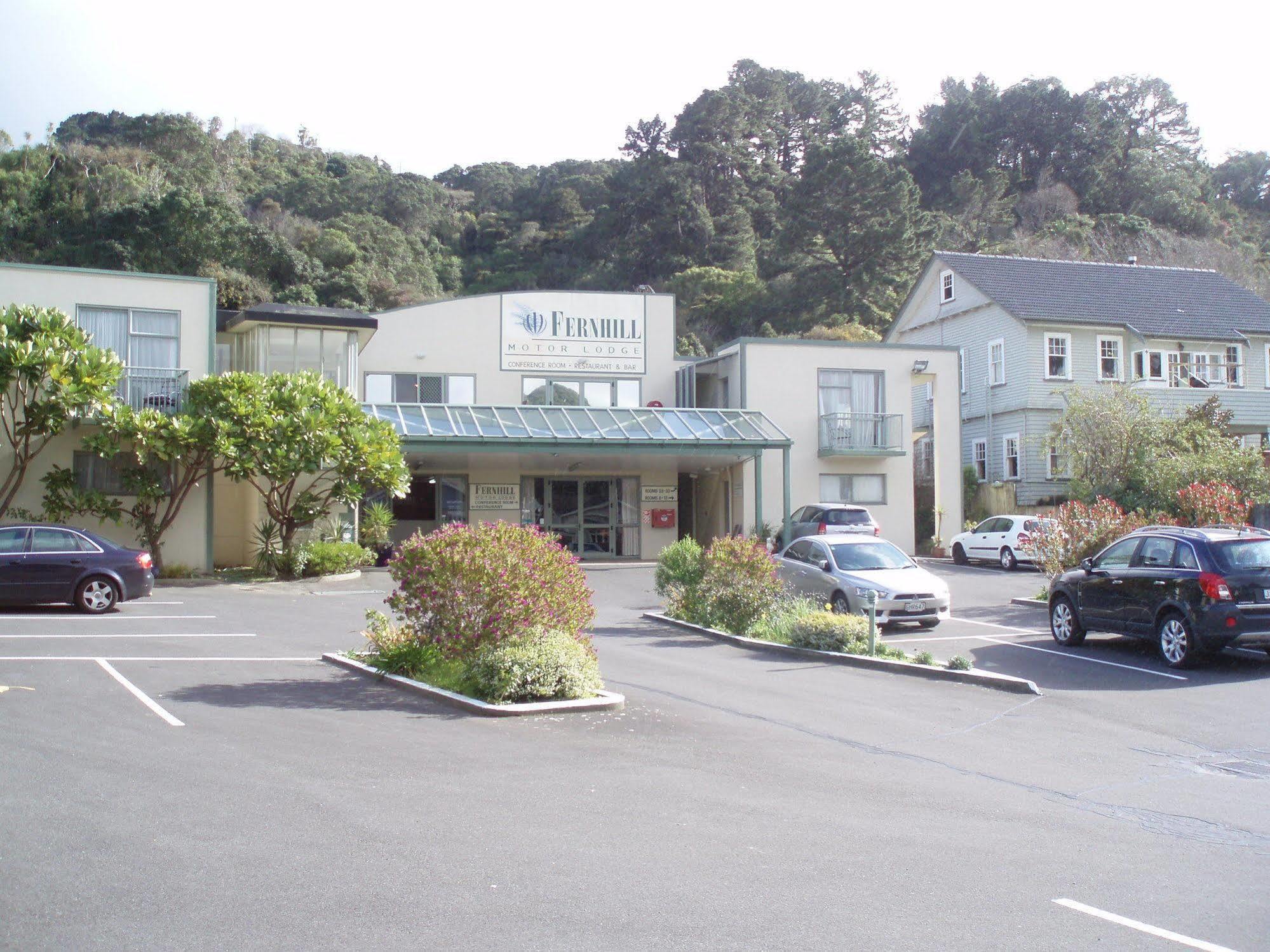 Fernhill Motor Lodge Lower Hutt Bagian luar foto