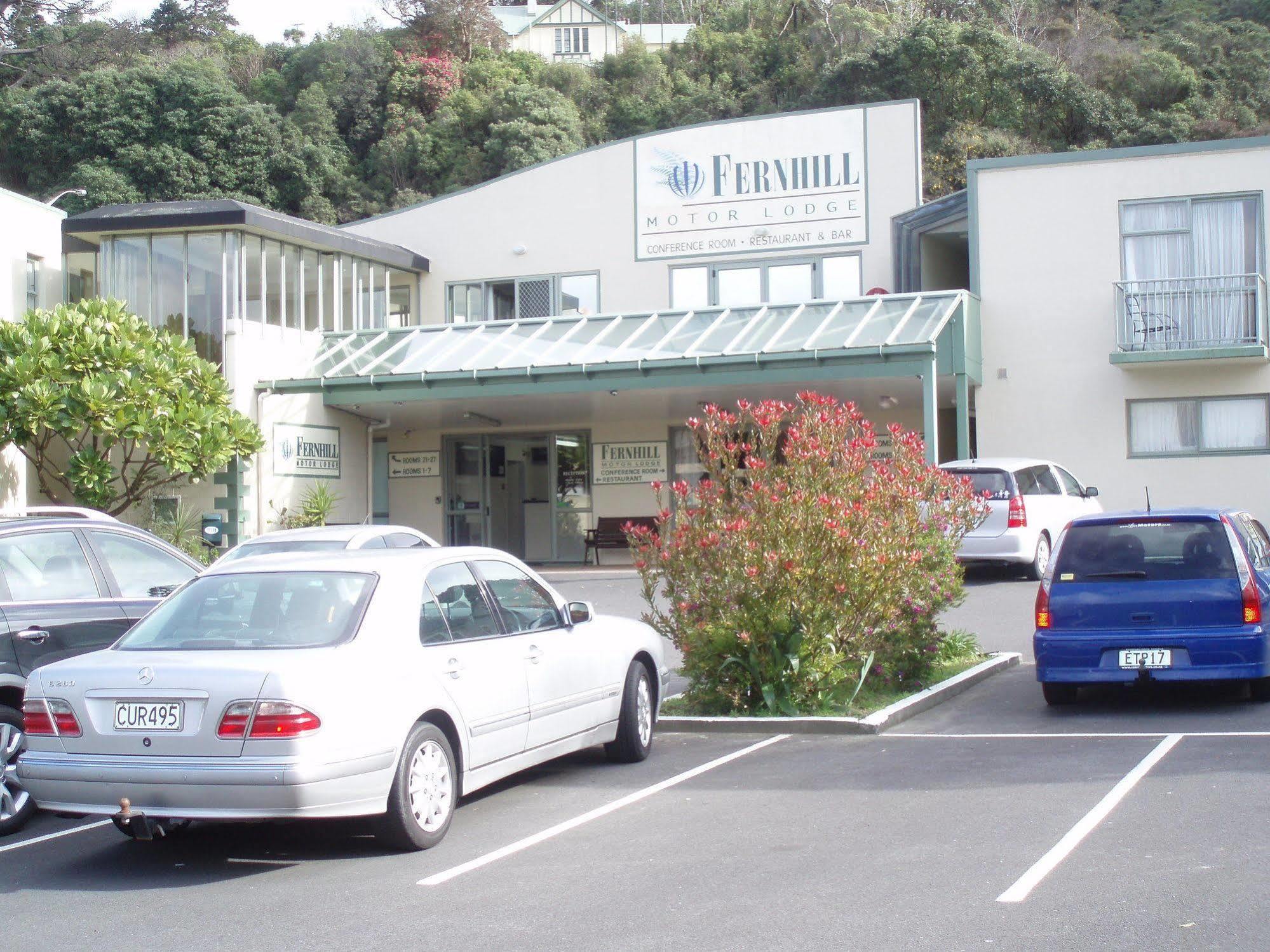 Fernhill Motor Lodge Lower Hutt Bagian luar foto