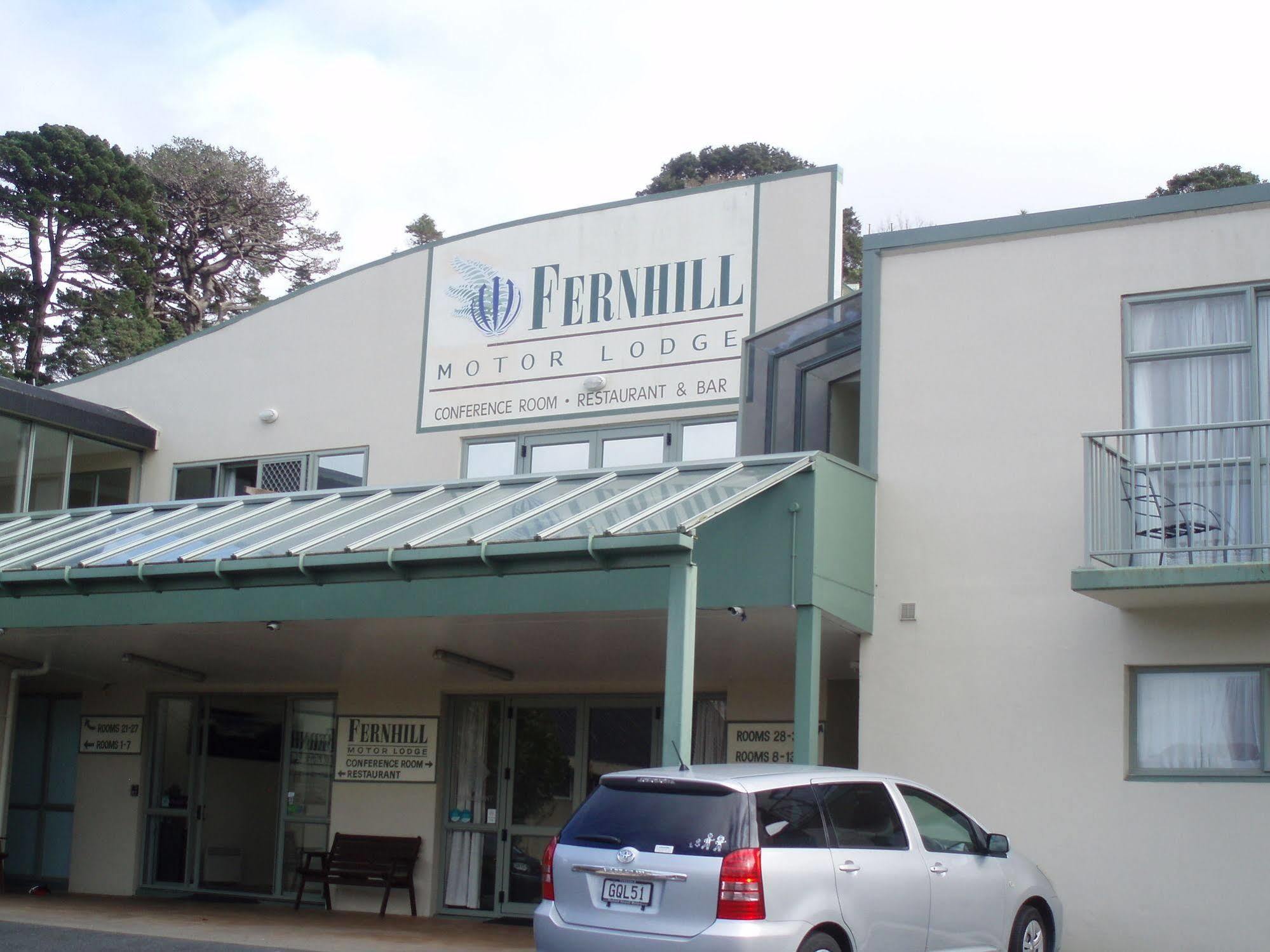 Fernhill Motor Lodge Lower Hutt Bagian luar foto