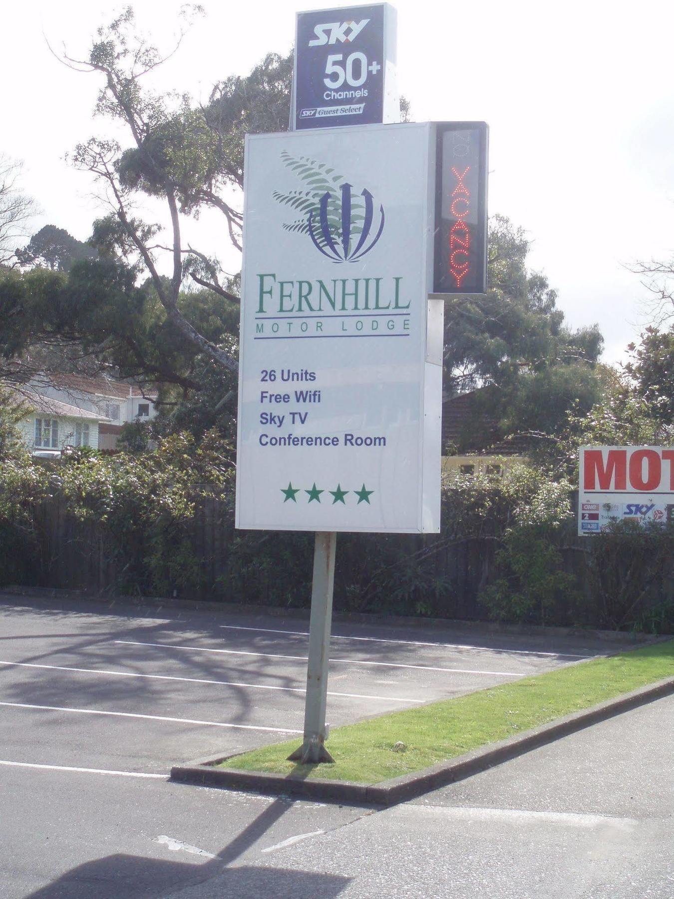 Fernhill Motor Lodge Lower Hutt Bagian luar foto